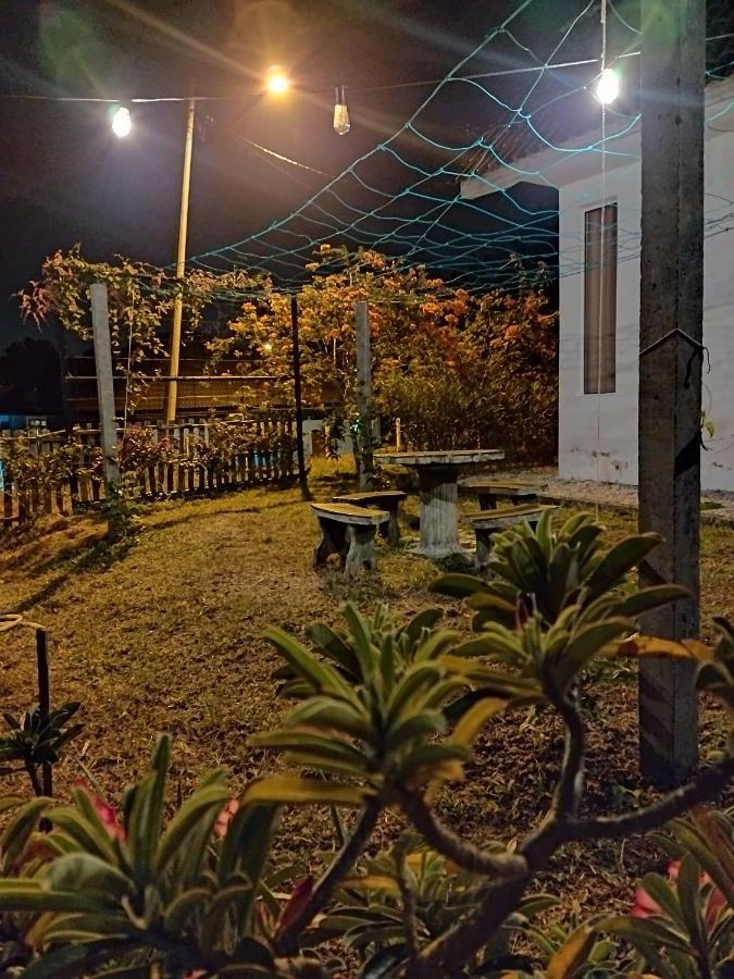 Tehel Rumah tetamu